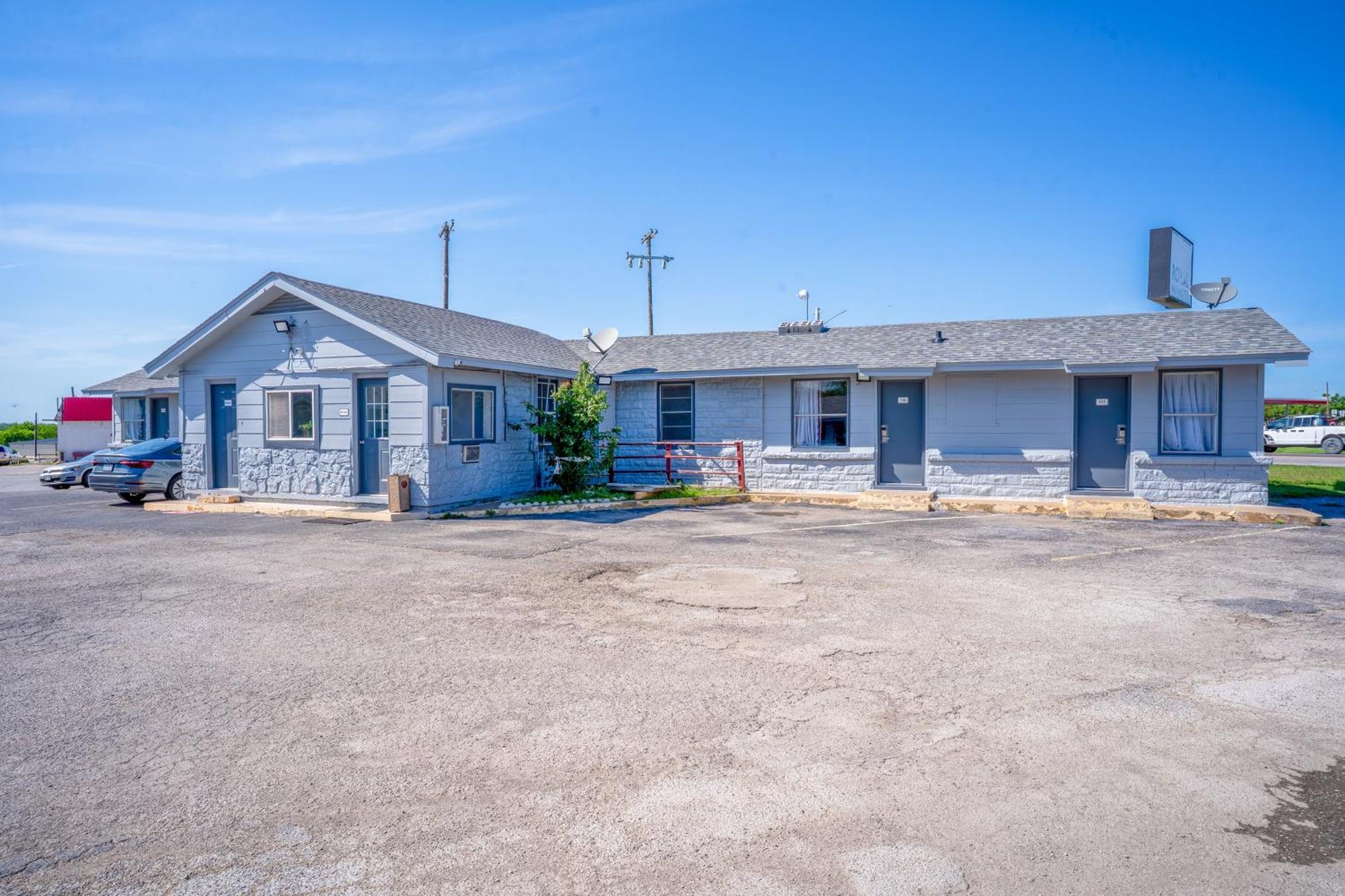 Royal Inn Motel Stephenville Exterior foto